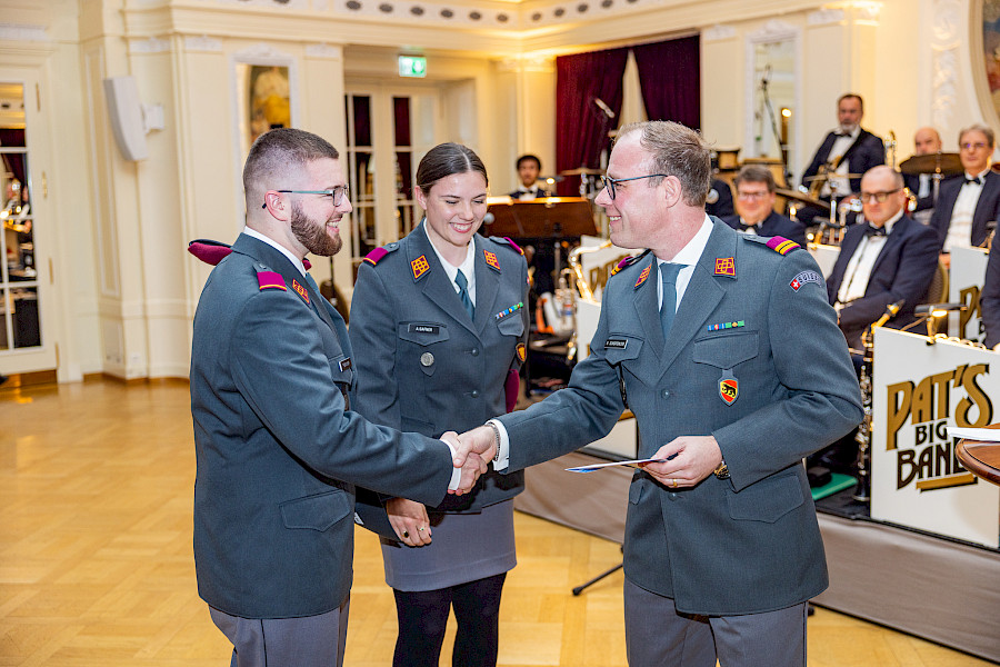 Einstein Café, Gutschein für 2 Personen für Apéro und Wein